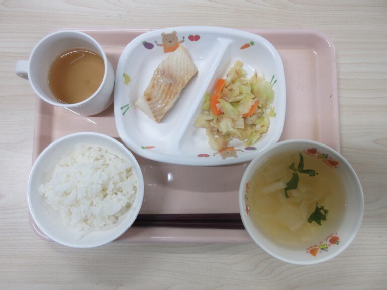 4月3日(月)の給食