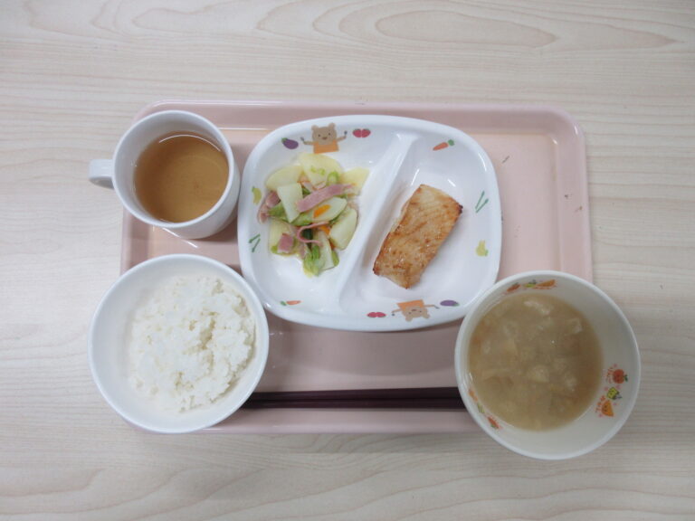 5月30日(火)の給食