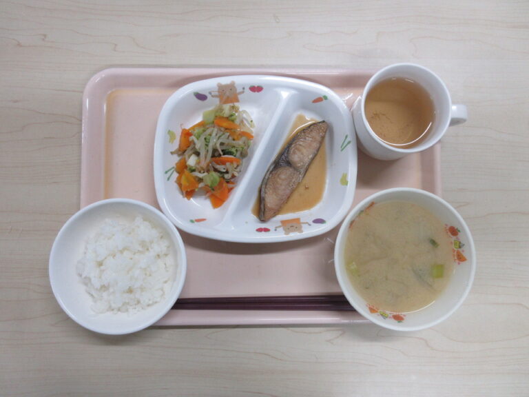 8月16日(水)の給食