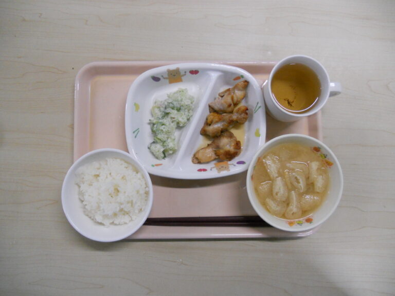 10月23日(月)の給食