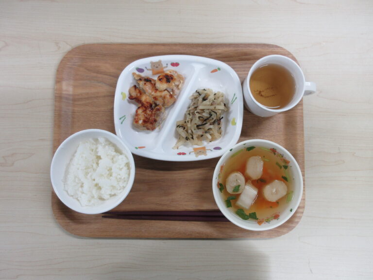 10月16日(月)の給食