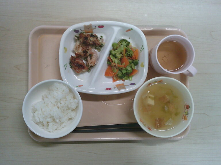 10月20日(月)の給食