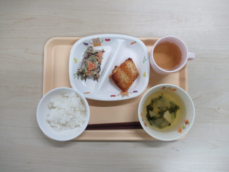 11月4日(火)の給食